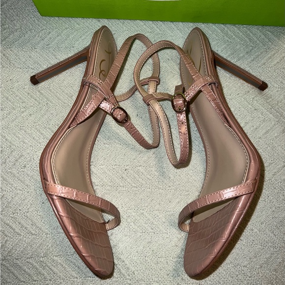 NWT SAM EDELMAN” Doran “ Strappy Open Toe Patent Leather Stiletto Heels Sandals - Picture 4 of 15
